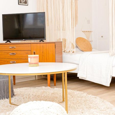 Charming Studio With Balcony In Putney, 5 Min Tube Londra Esterno foto