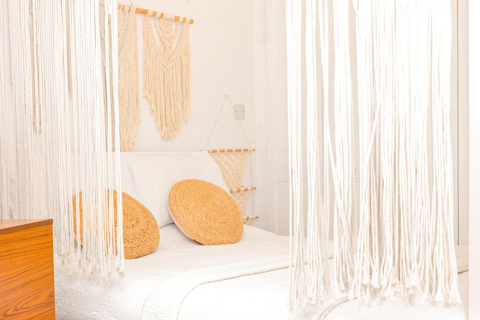 Charming Studio With Balcony In Putney, 5 Min Tube Londra Esterno foto