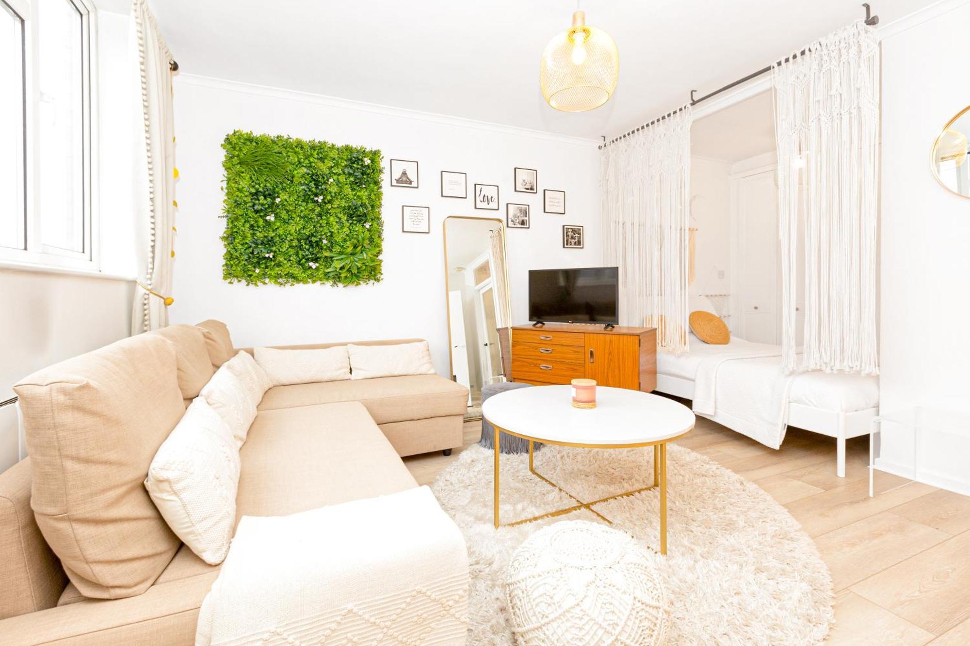 Charming Studio With Balcony In Putney, 5 Min Tube Londra Esterno foto
